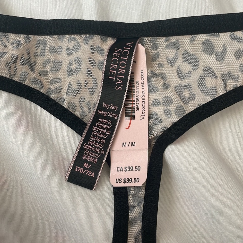 Victoria secret - Picture 2 of 3
